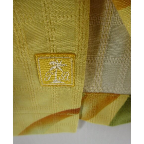 Tommy Bahama Shirt Large Silk Hawaiian Button Up Loop Collar Tropical - Picture 4 of 10